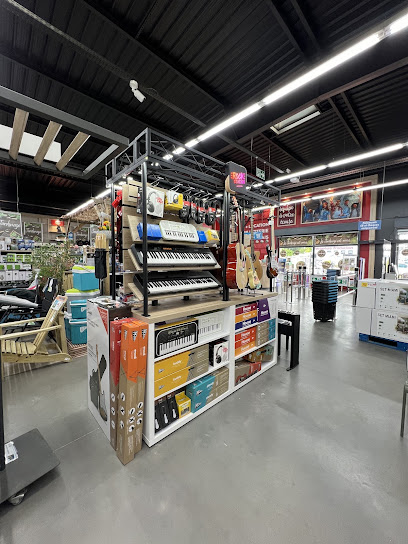 Rockstation Franqueville Saint-Pierre, Magasin D'instruments De Musique à Franqueville-Saint-Pierre
