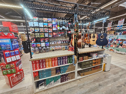 Rockstation Saint-Père-Sur-Loire, Magasin D'instruments De Musique à Saint-Père-sur-Loire